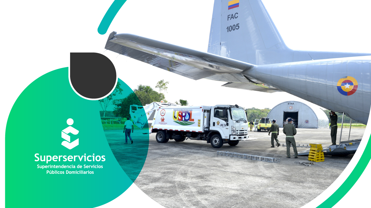 Vehículo recolector trasladado desde Bogotá hasta el municipio de Leticia (Amazonas) en un avión Hércules de la Fuerza Aérea Colombiana.