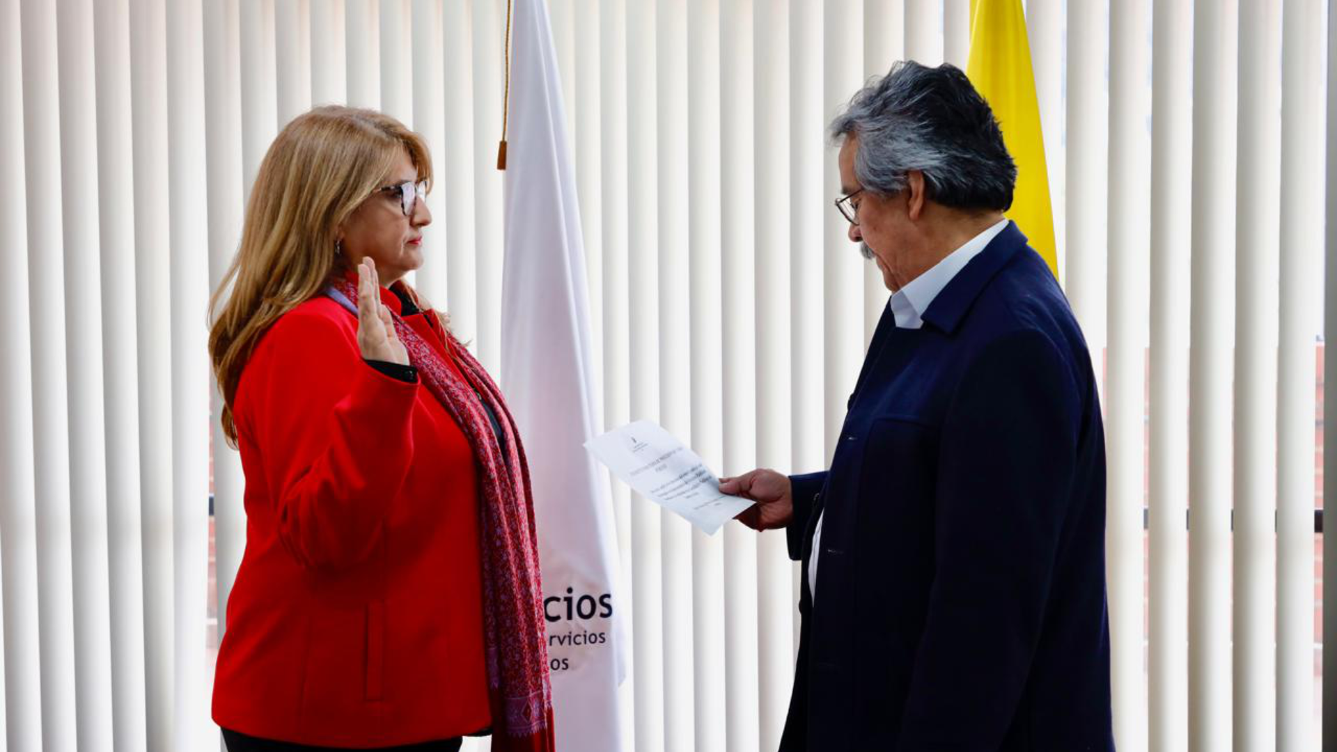 Superservicios posesionó a la abogada Ángela Patricia Rojas Combariza como nueva agente liquidadora de la Empresa del Servicio Público de Aseo de Cali E.S.P.