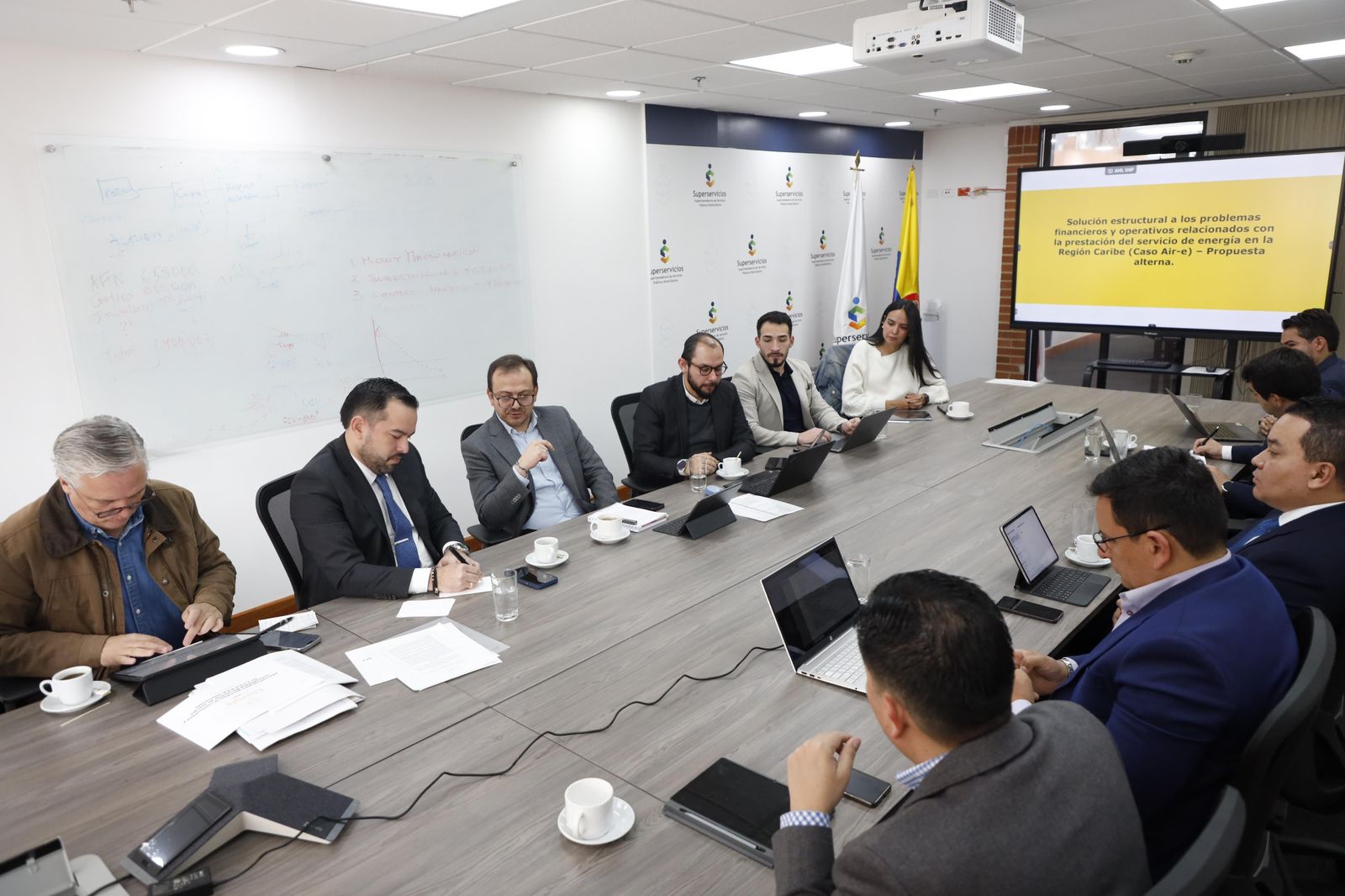 Reunión de Superservicios y Minenergia