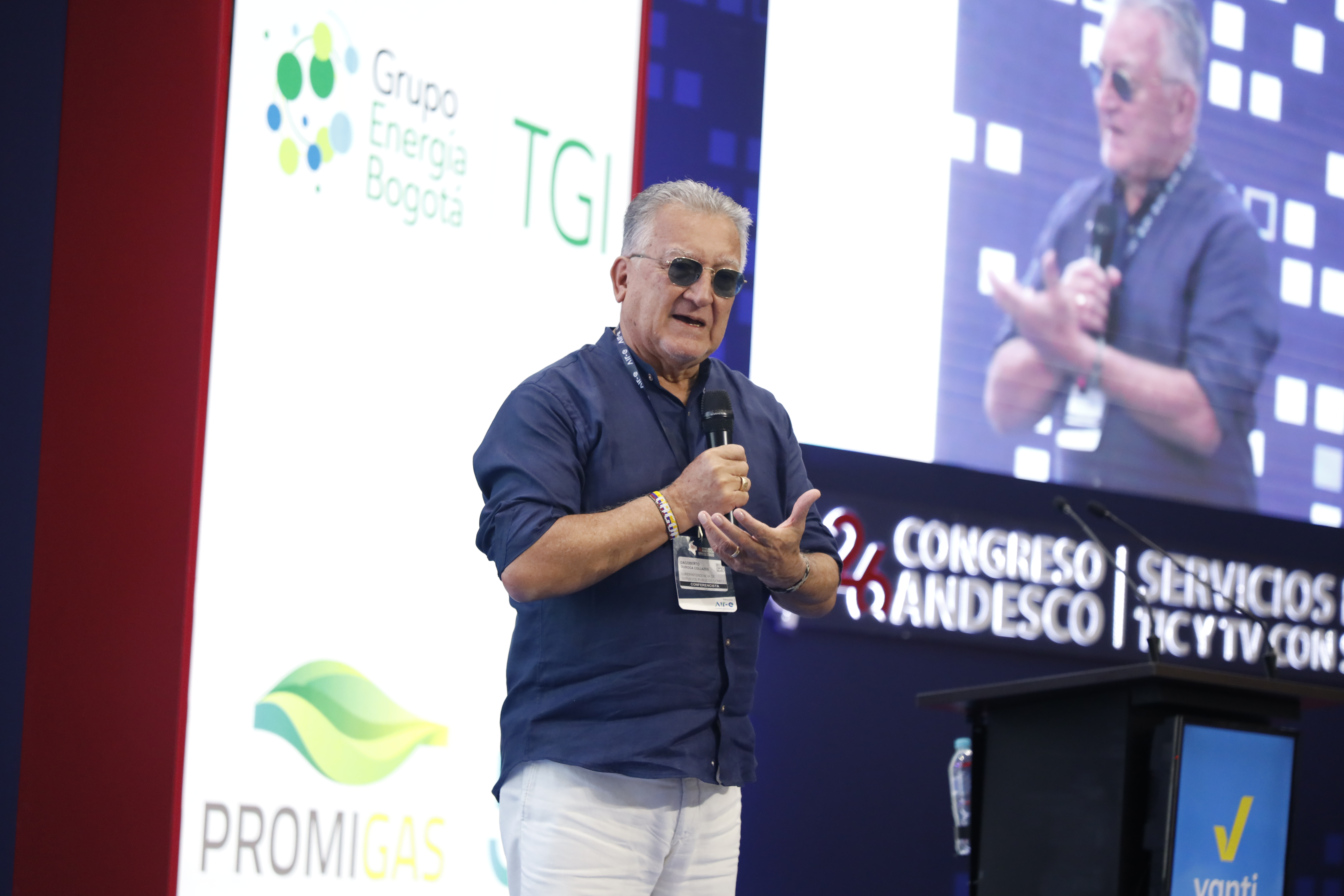 Superintendente, Dagoberto Quiroga en el Congreso Andesco